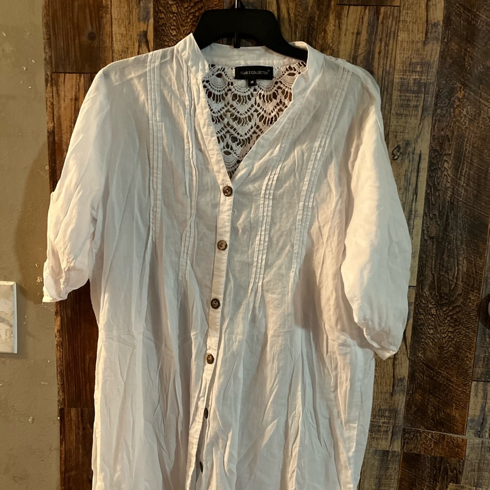 Club Z women's button down blouse with embroidery in the back size (medium) (L8)